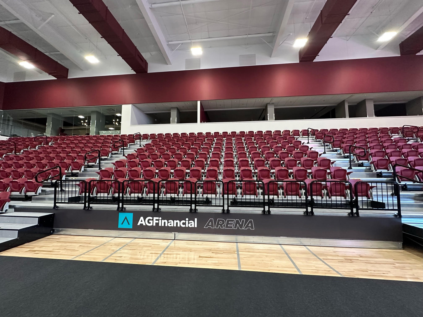 auditorium and gymnasium seating for high schools, colleges and universities